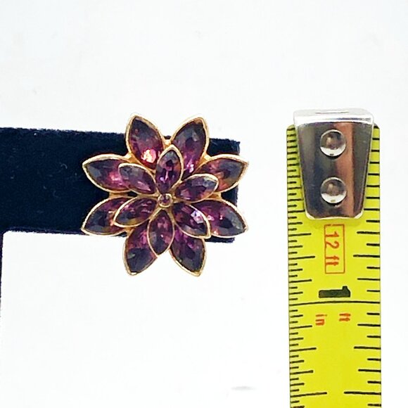 Vintage Purple Floral Screw Back Earrings + Bonus Brooch (Needs Repair) - Picture 4 of 14